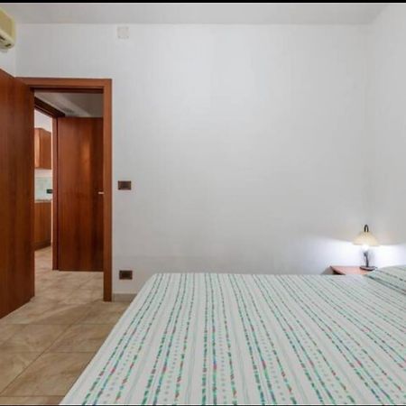 Vila Geremeas Country Club Marongiu Exteriér fotografie